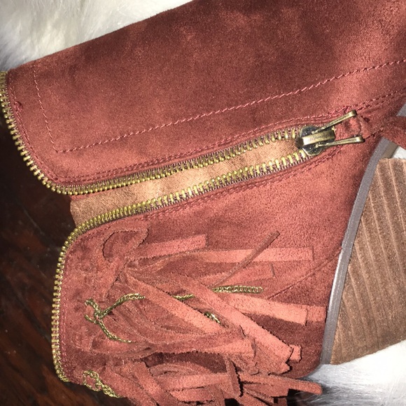 New women’s boots - Picture 4 of 5